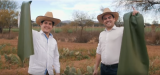 Ces deux Mexicains ont tout quitté pour créer une alternative au cuir avec des feuilles de cactus   