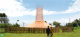 Warka Water:ces tours en bambou bardées de filets transforment l’humidité en eau potable